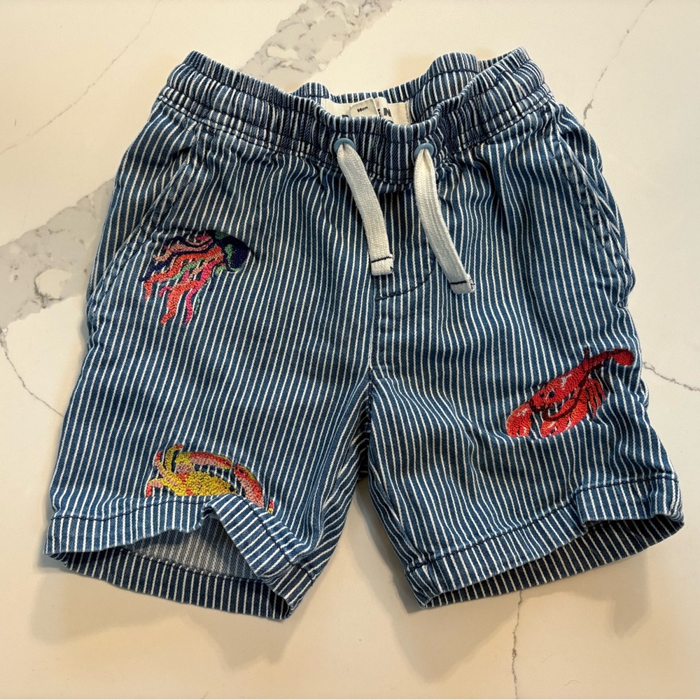 Boden Nautical Shorts-3T
